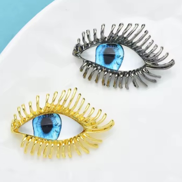 Betsey Johnson Evil Eye Protection Silver Blue Eyes Brooch - Picture 3 of 7